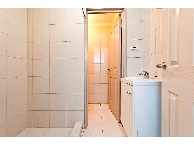 8/13 Blackburn Street, Maddington WA 6109