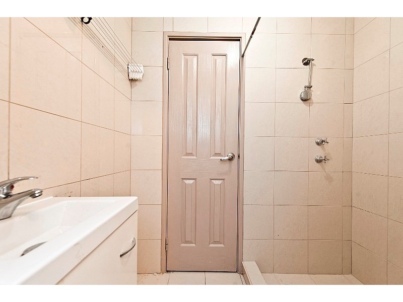 8/13 Blackburn Street, Maddington WA 6109