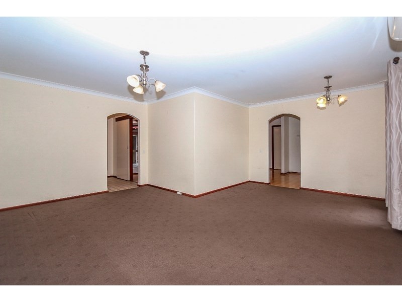 5 Alistair Street, Huntingdale WA 6110