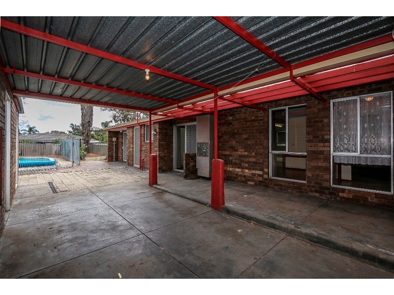 5 Alistair Street, Huntingdale WA 6110