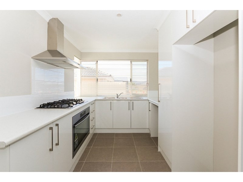 1/10 Engle Close, Maddington WA 6109