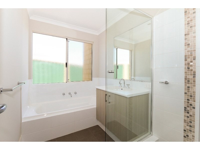 1/10 Engle Close, Maddington WA 6109