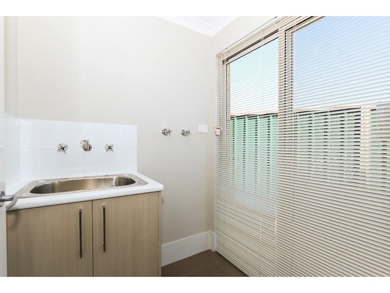 1/10 Engle Close, Maddington WA 6109