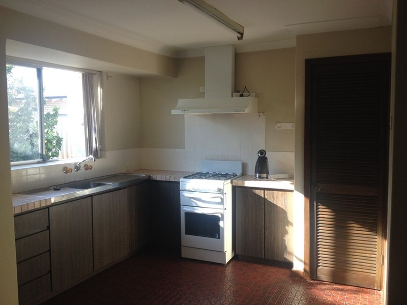 8A Bishopsgate Street, Lathlain WA 6100