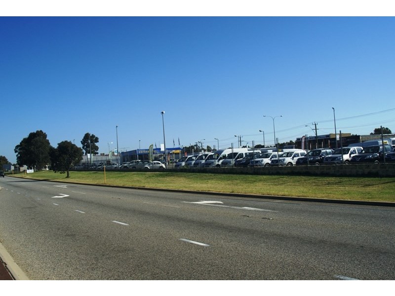 6/1787 and 1803 ALBANY Highway, Kenwick WA 6107