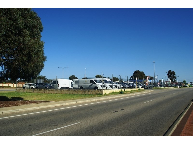6/1787 and 1803 ALBANY Highway, Kenwick WA 6107