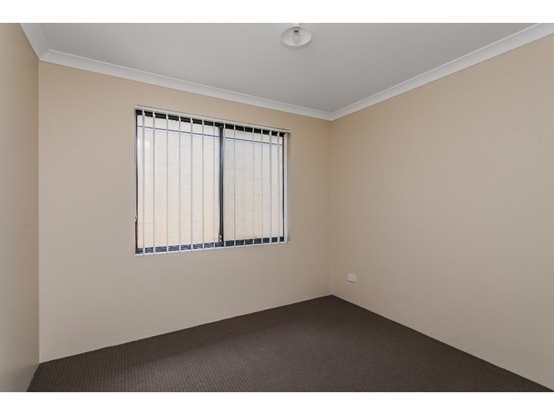 12 Tompkins Way, Harrisdale WA 6112