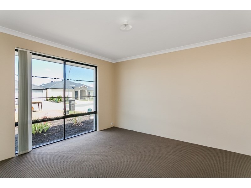 12 Tompkins Way, Harrisdale WA 6112