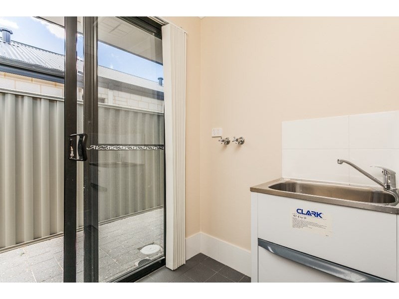 12 Tompkins Way, Harrisdale WA 6112