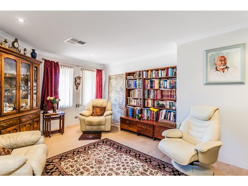 31 Tarradee Circuit, Thornlie WA 6108