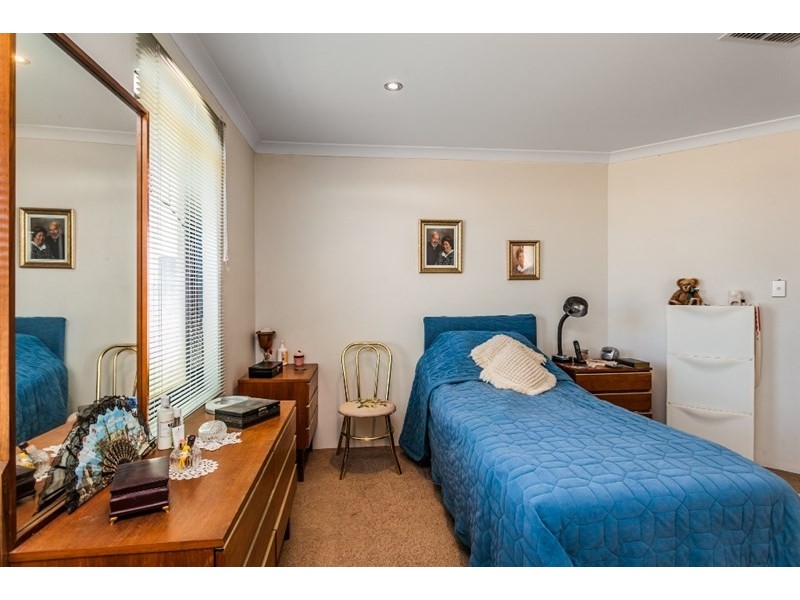 31 Tarradee Circuit, Thornlie WA 6108