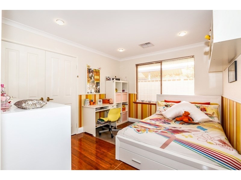 37 Sholto Crescent, Canning Vale WA 6155