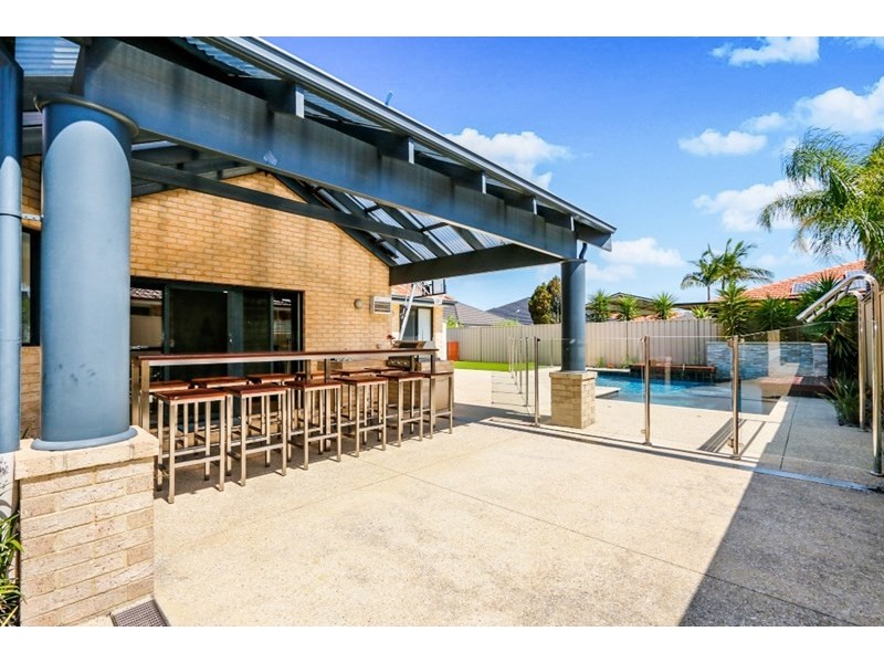 37 Sholto Crescent, Canning Vale WA 6155