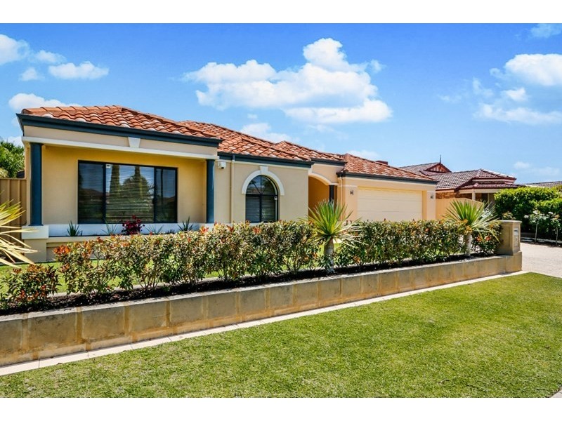 37 Sholto Crescent, Canning Vale WA 6155