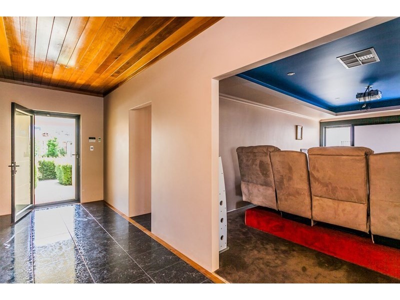 15 Bundera Road, Southern River WA 6110