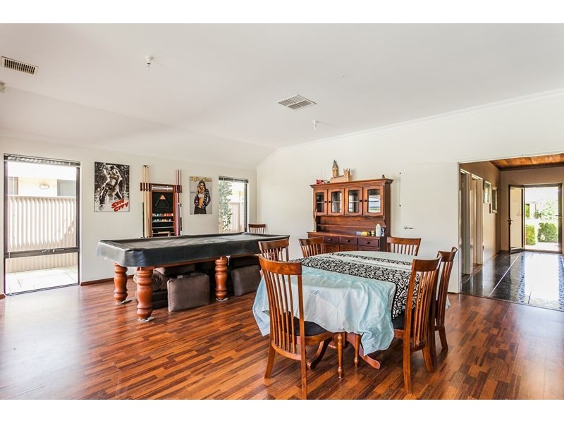 15 Bundera Road, Southern River WA 6110