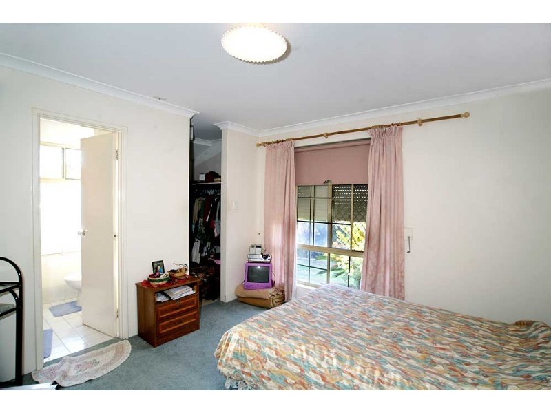 47 Dellar Road, Maddington WA 6109