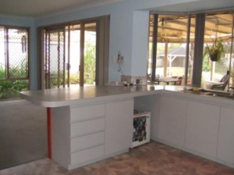 21 Kilmeston Court, Maddington WA 6109