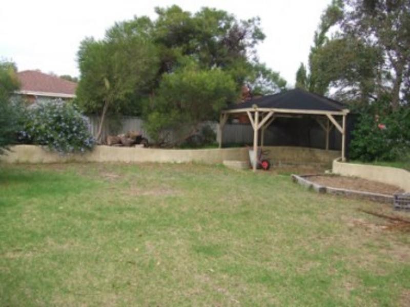 21 Kilmeston Court, Maddington WA 6109