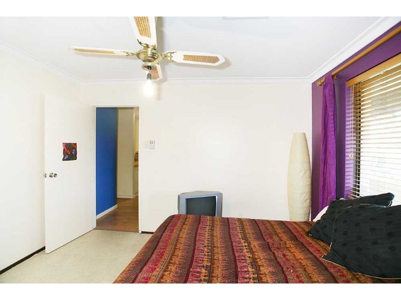 77 Hume Road, Thornlie WA 6108