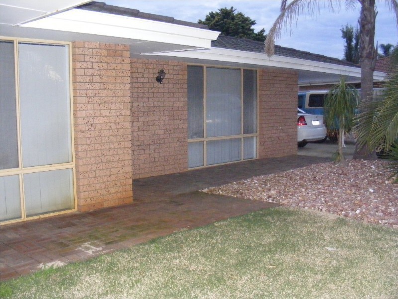 67 Greenough Way, Gosnells WA 6110