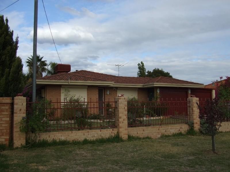 29 Darling Court, Maddington WA 6109