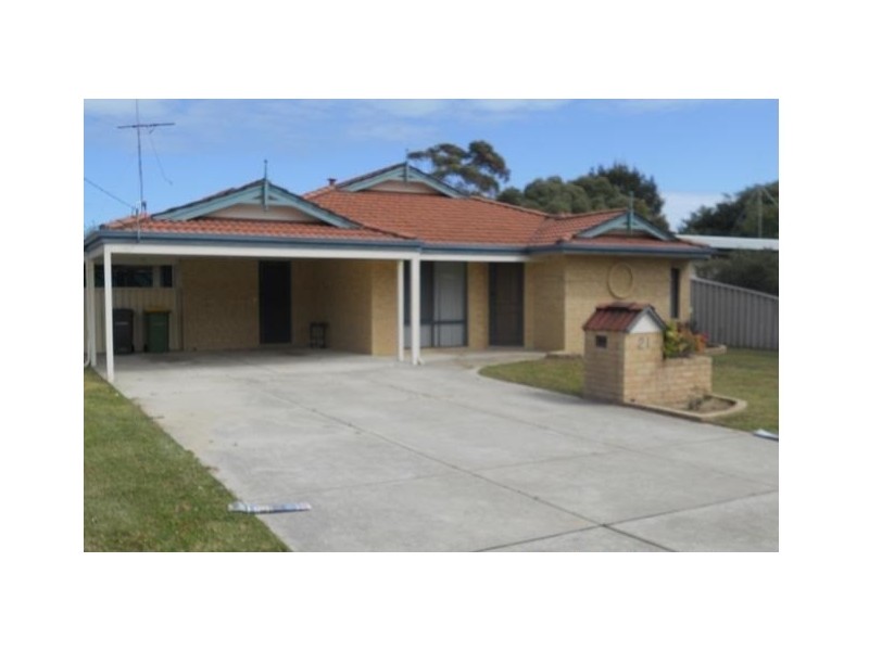 21 Manders Way, Singleton WA 6175
