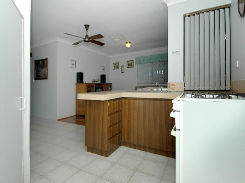 67 Murchison Way, Gosnells WA 6110