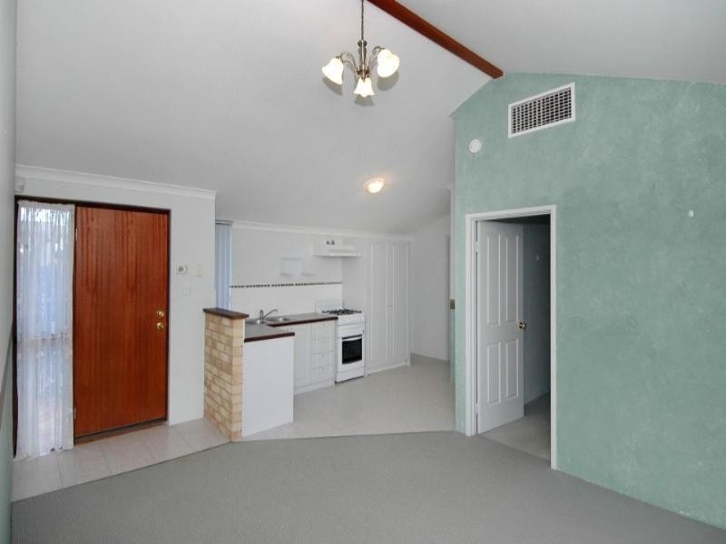 67 Murchison Way, Gosnells WA 6110