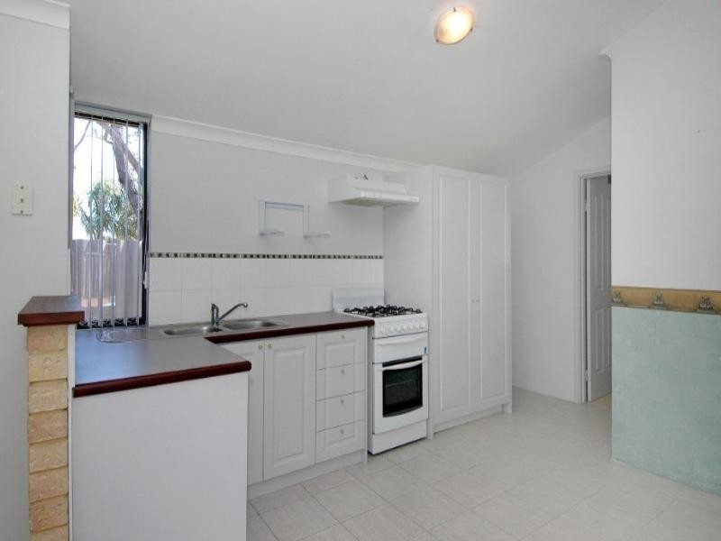 67 Murchison Way, Gosnells WA 6110