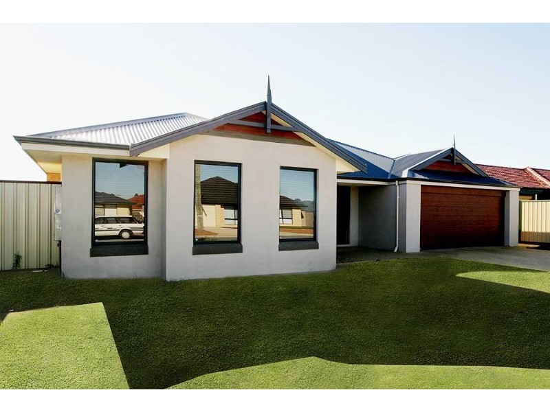 80 Sheffield Road, Wattle Grove WA 6107