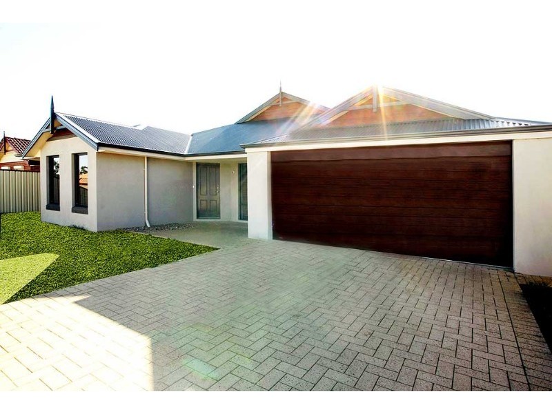 80 Sheffield Road, Wattle Grove WA 6107