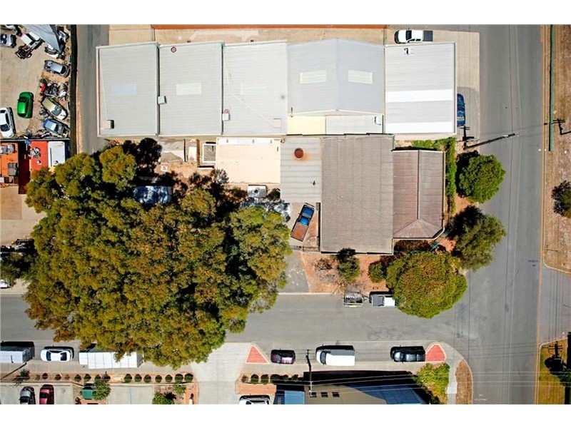 222 PLANET Street, Welshpool WA 6106