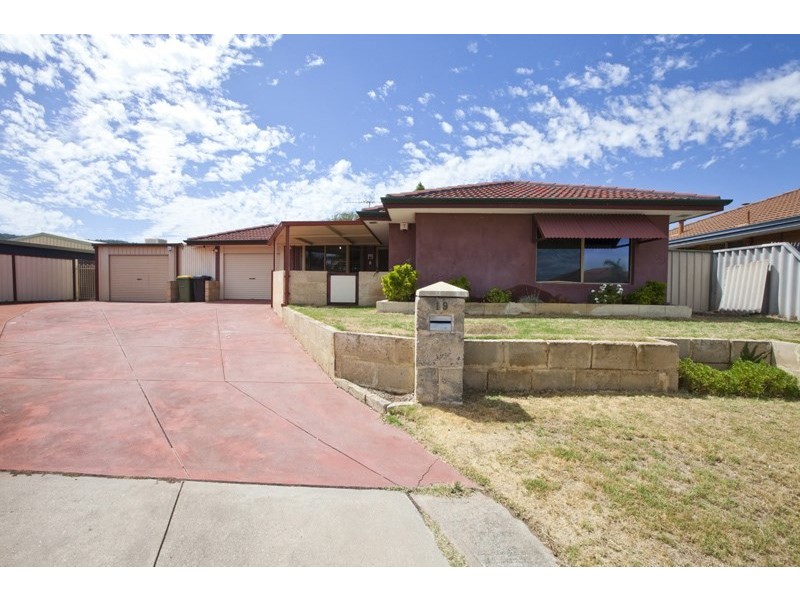 19 Banyo Court, Maddington WA 6109