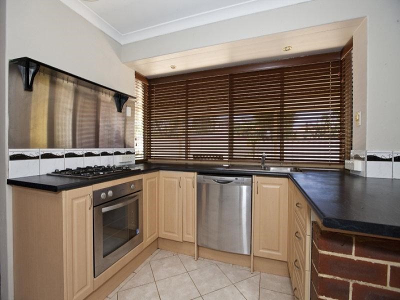19 Banyo Court, Maddington WA 6109