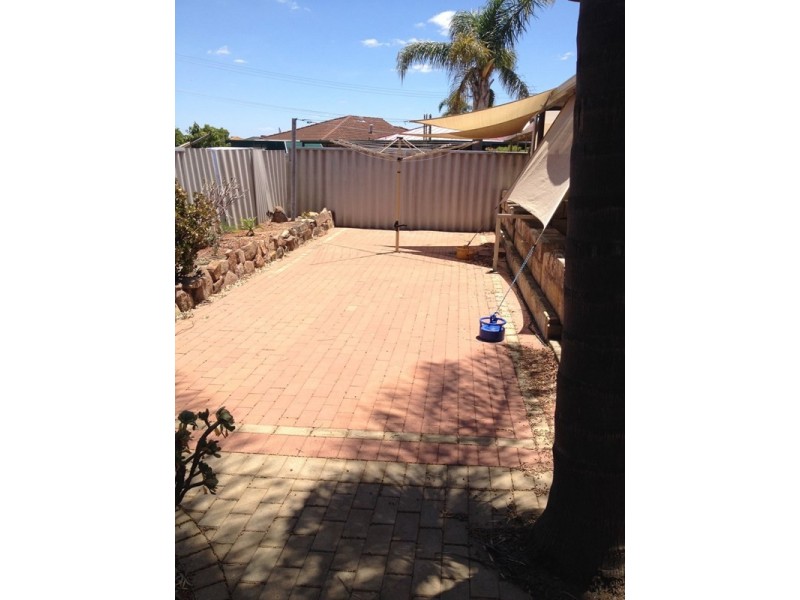 7 Ballard Place, Maddington WA 6109