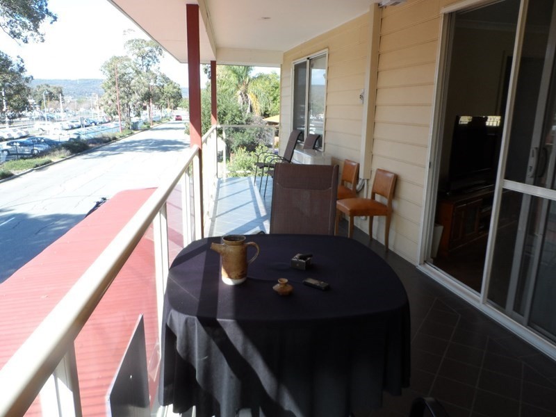 4/13 Wheatley Street, Gosnells WA 6110