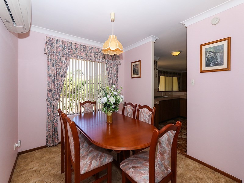 9 Bloom Court, Huntingdale WA 6110