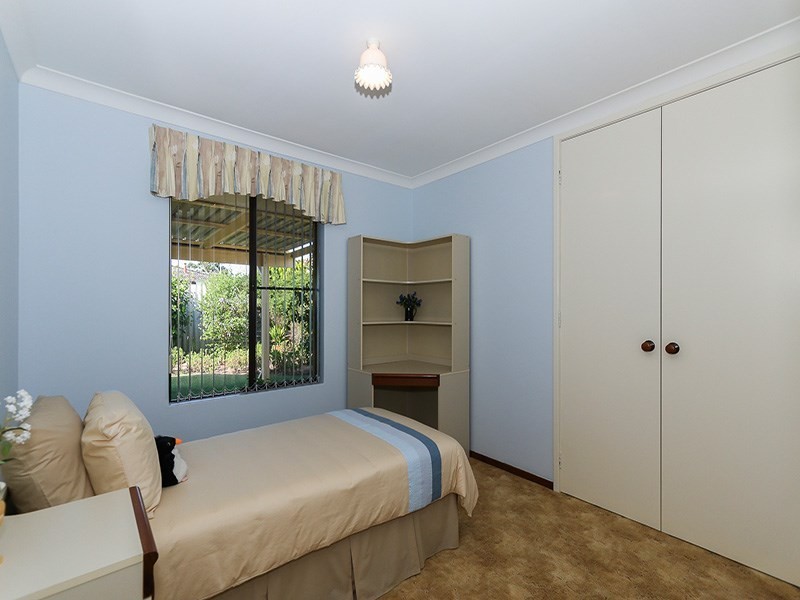 9 Bloom Court, Huntingdale WA 6110