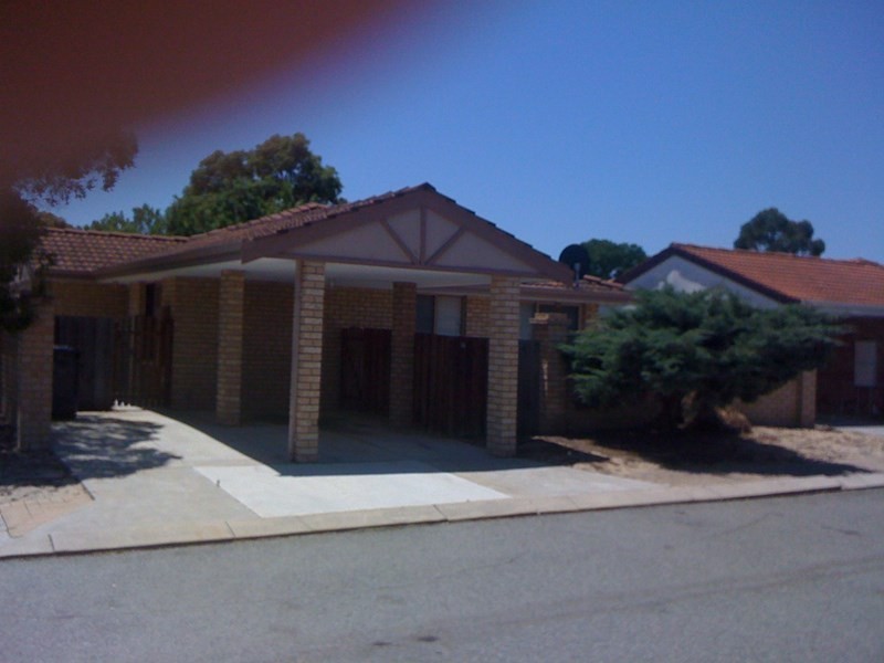 16/11 Apley Street, Maddington WA 6109