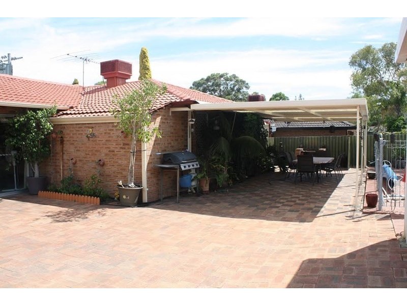 5 Durnsford Way, Camillo WA 6111