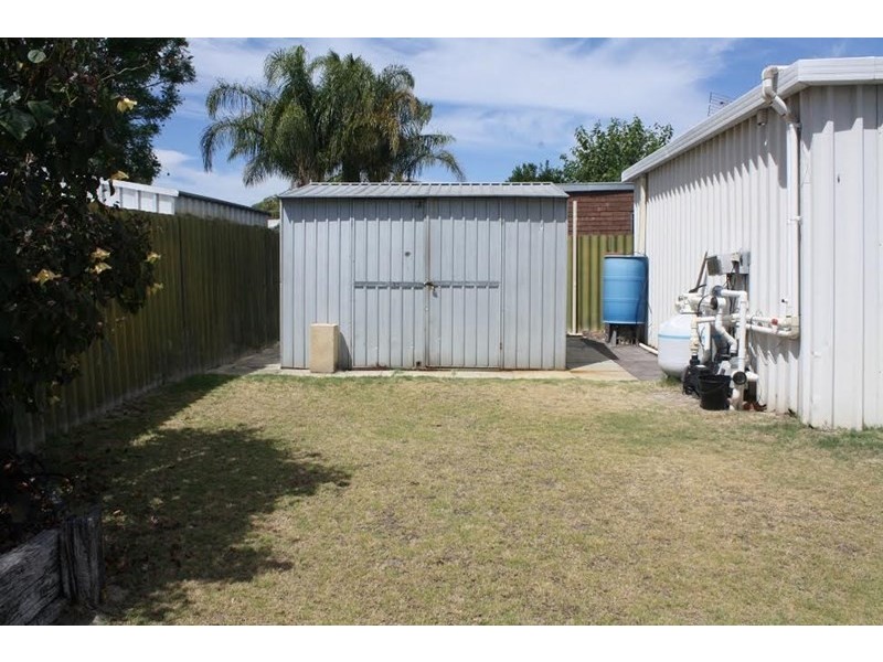 5 Durnsford Way, Camillo WA 6111