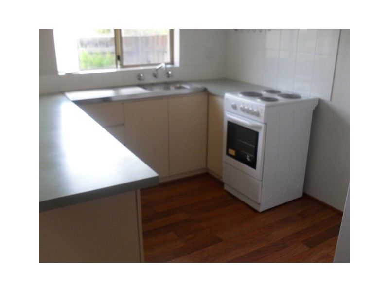 16/11 Apley Street, Maddington WA 6109