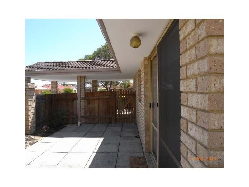 16/11 Apley Street, Maddington WA 6109