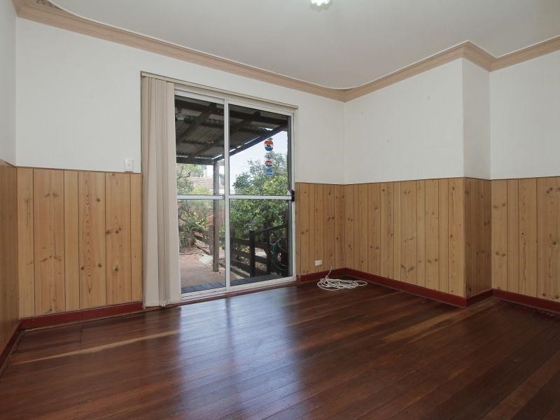 76 James Street, Gosnells WA 6110