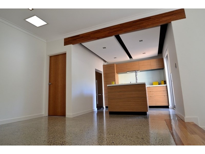 25 Cowan Street, Maddington WA 6109