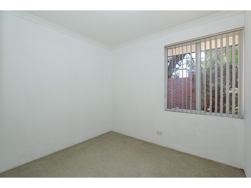 23/2 Glennis Close, Gosnells WA 6110