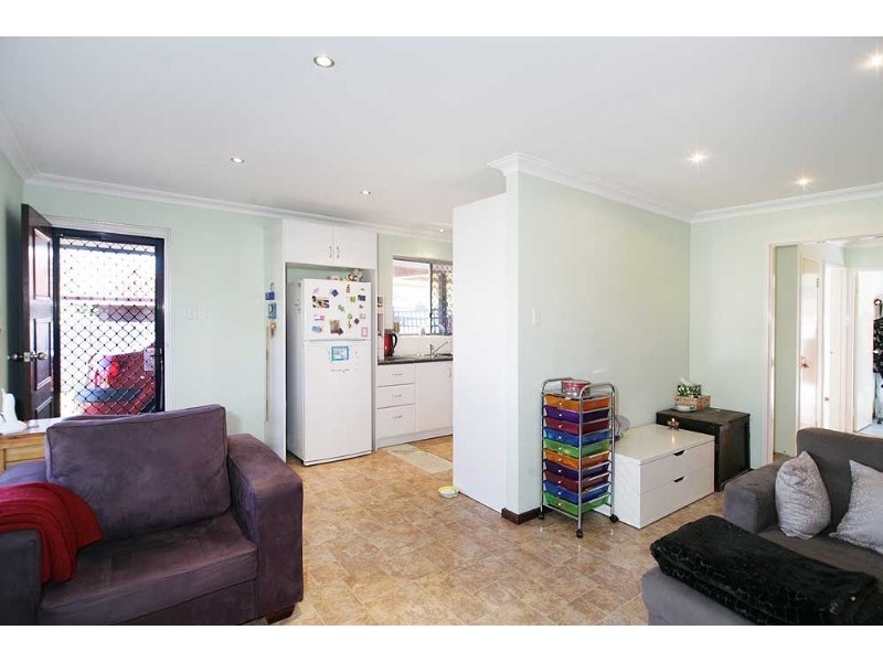 10A Kingsdown Road, Maddington WA 6109