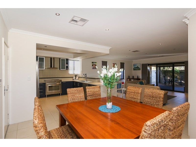 124B Attfield Street, Maddington WA 6109