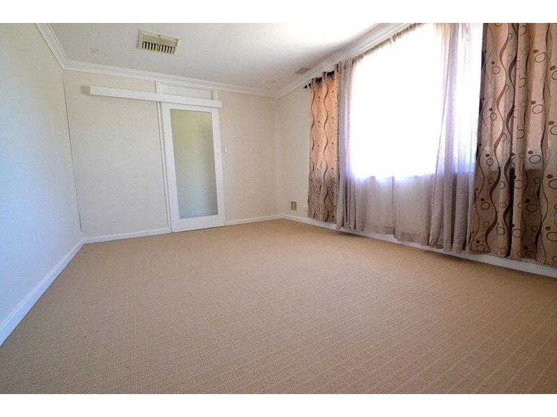 7 Kennett Street, Maddington WA 6109